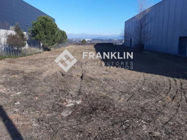 Terreno en fondo serra s/n