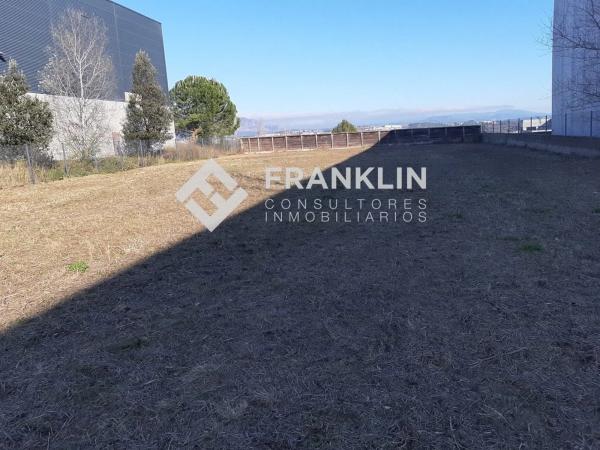 Terreno en fondo serra s/n