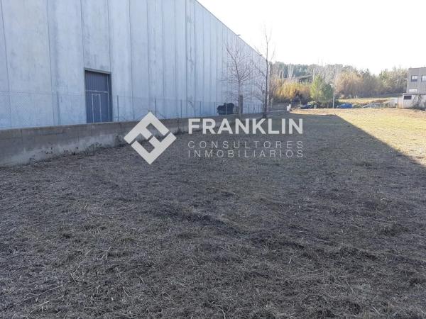 Terreno en fondo serra s/n