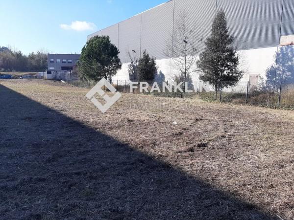 Terreno en fondo serra s/n