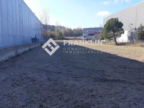 Terreno en fondo serra s/n