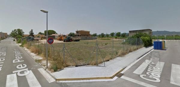 Terreno en calle Sant Ramon de Penyafort