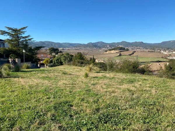 Terreno en camino de la creu