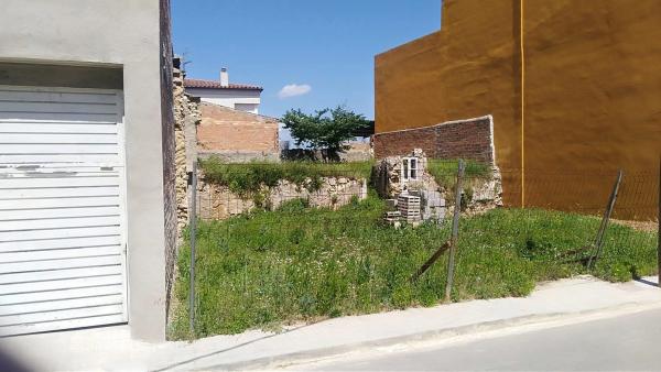 Terreno en avenida U, 60