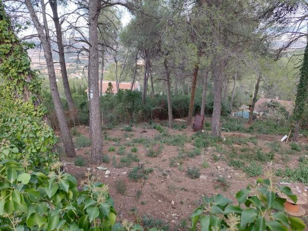 Terreno en avenida Martivell, 1105