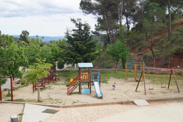 Terreno en calle Avet, 78