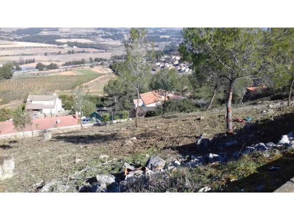 Terreno en calle Tercer c Blanca