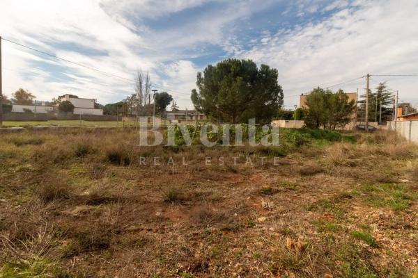 Terreno en calle Moreres, 40