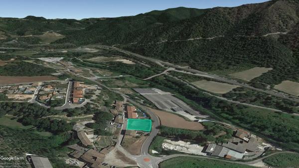 Terreno en calle Torre Baixa