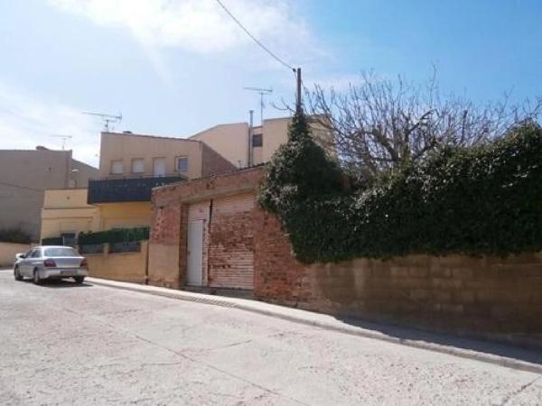 Terreno en calle Aguilar de Segarra
