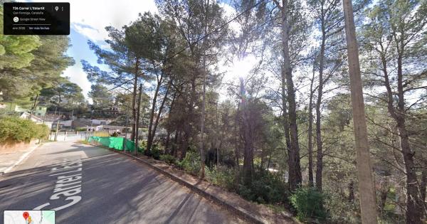 Terreno en calle Portbou, 626