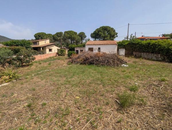 Terreno en calle de Pujals s/n