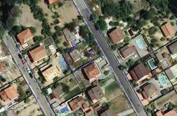 Terreno en calle Rosselló