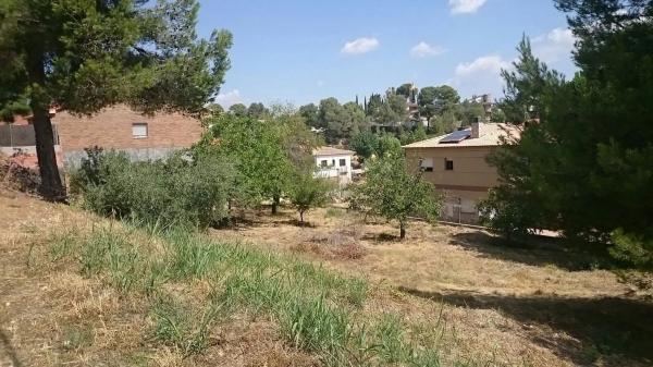 Terreno en Can Bou, 4