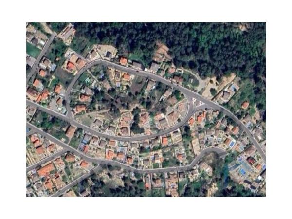 Terreno en calle Mirador de Montserrat