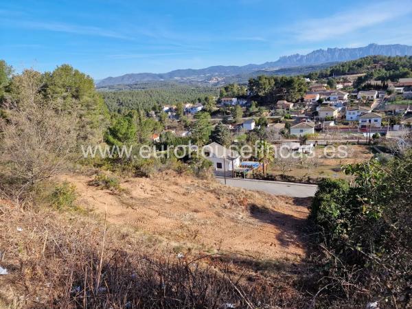 Terreno en calle Roses