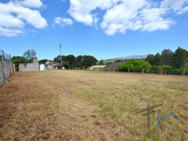 Terreno en calle Tramuntana