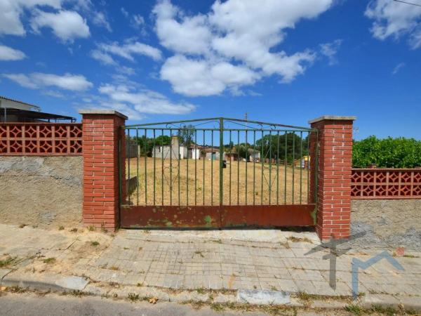 Terreno en calle Tramuntana