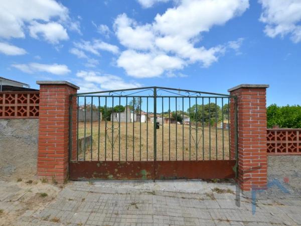 Terreno en calle Tramuntana