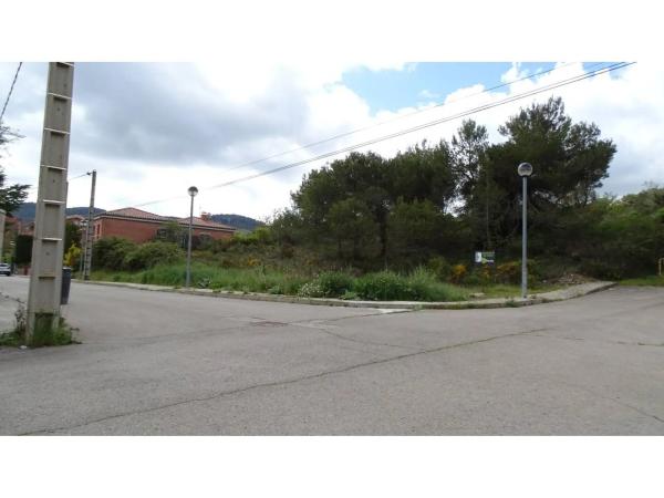 Terreno en calle del Noguer