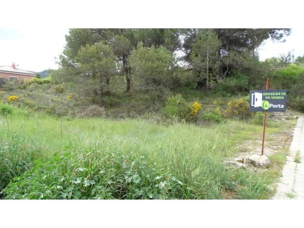 Terreno en calle del Noguer