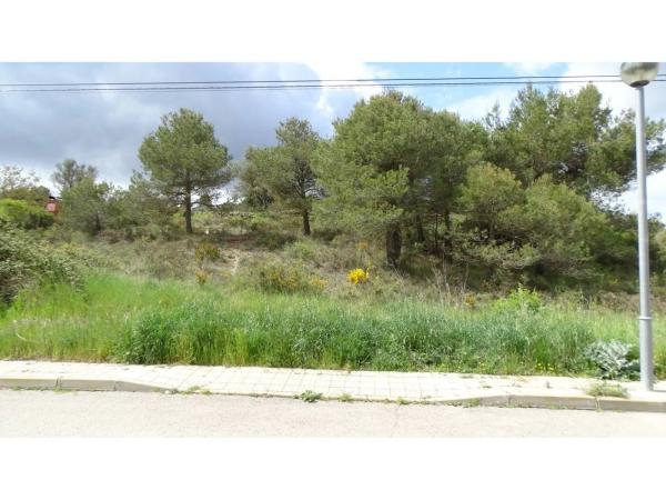 Terreno en calle del Noguer