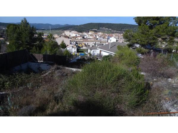 Terreno en calle de Cuitora