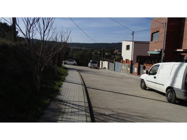 Terreno en calle de Cuitora