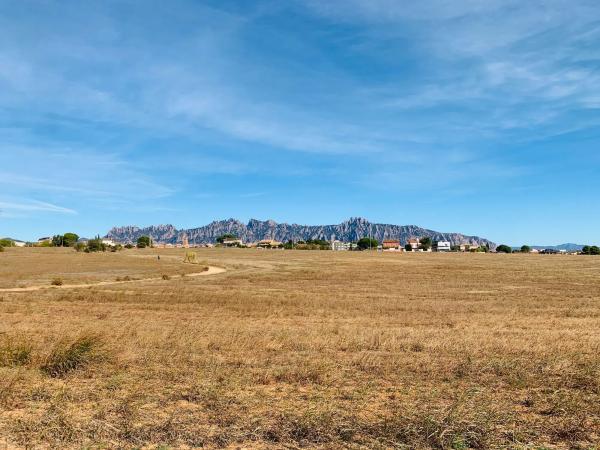 Terreno en avenida Aires de Montserrat, 30
