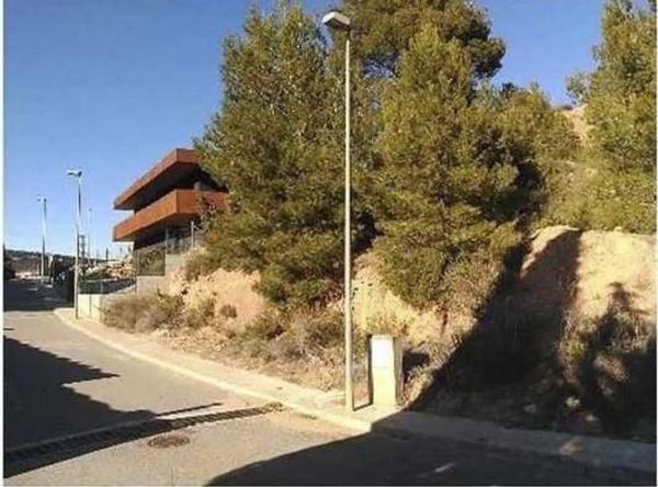 Terreno en calle de l'Ermita de la Tossa, 34