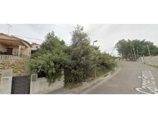 Terreno en calle Empúries