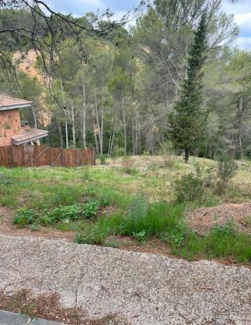Terreno en calle pau claris s/n