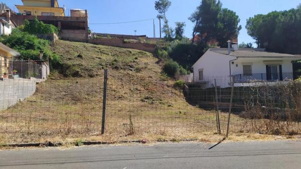 Terreno en calle Suécia, 2