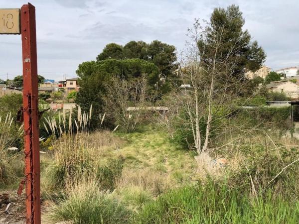 Terreno en calle Cirerer