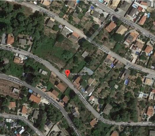 Terreno en calle Cirerer