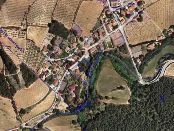 Terreno en camino de Sant Quintí de Mediona