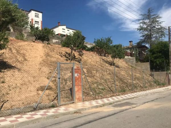 Terreno en calle Monistrol de Montserrat