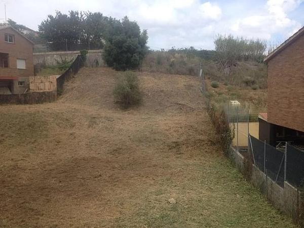 Terreno en calle Libra