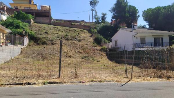 Terreno en calle Suécia, 2 d