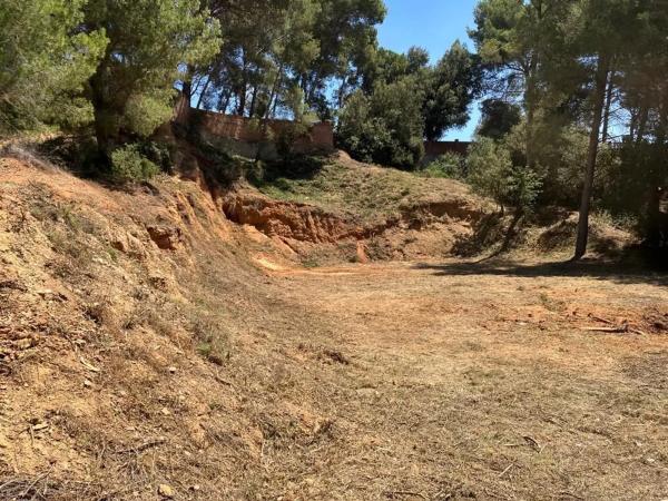 Terreno en calle Andròmeda, 293