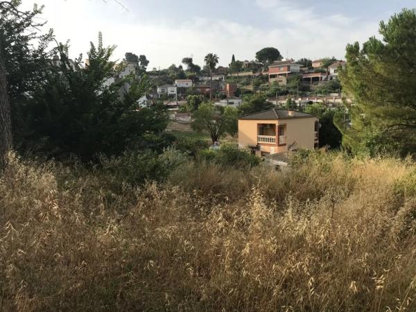 Terreno en calle de les Flors