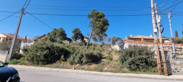 Terreno en calle Francesc Macià, 390