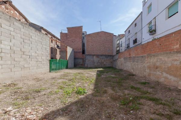 Terreno en calle major, 19