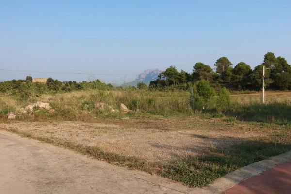 Terreno en calle Lladoners, km 1
