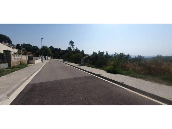 Terreno en calle Josep Pla, 97