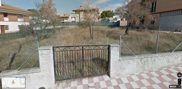 Terreno en calle Montcau, 27