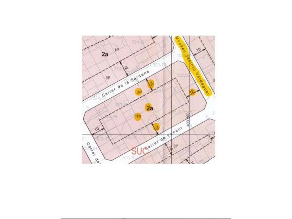 Terreno en calle de Mossèn Jacint Verdaguer, 71 -63