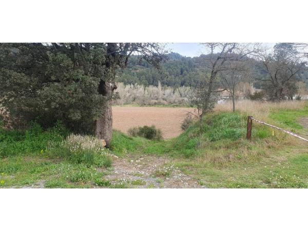 Terreno en via Sense Nom, 4