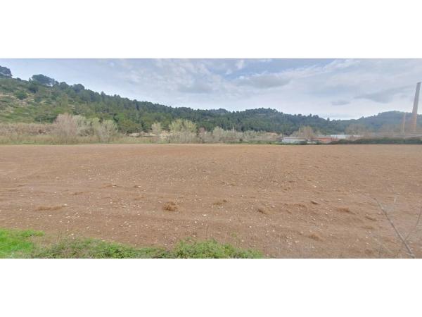 Terreno en via Sense Nom, 4