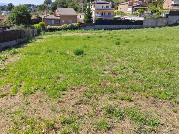 Terreno en avenida Sabina Brucart